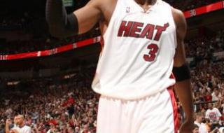 姚明因为什么伤退役